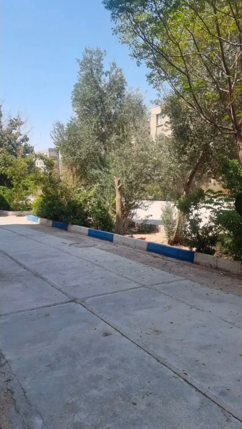 واحد آپارتمان قیمت آزادشهر