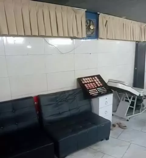 اجاره میز ناخن