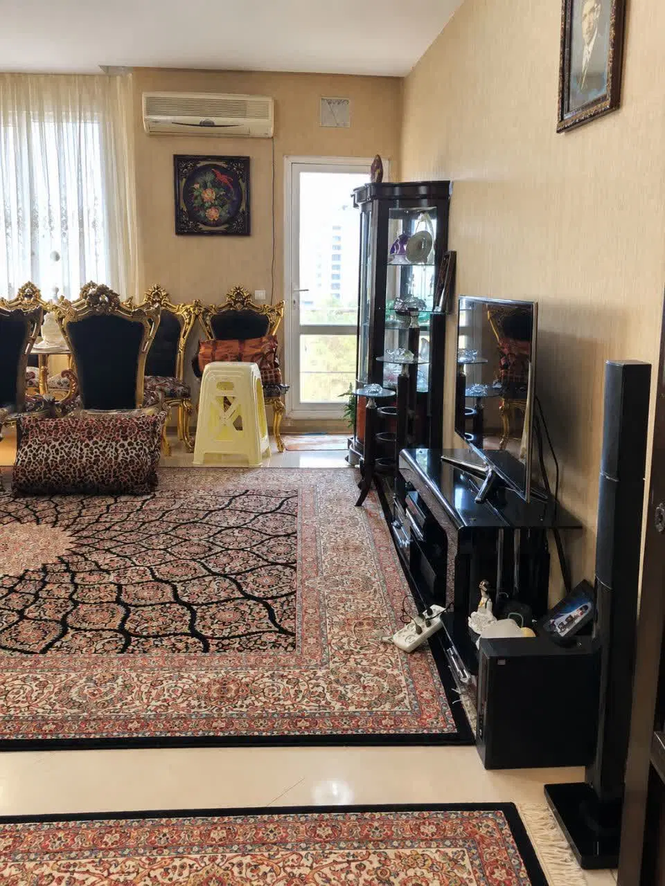 آپرتمان خوش نقشه و نور گیر عالی الهیه