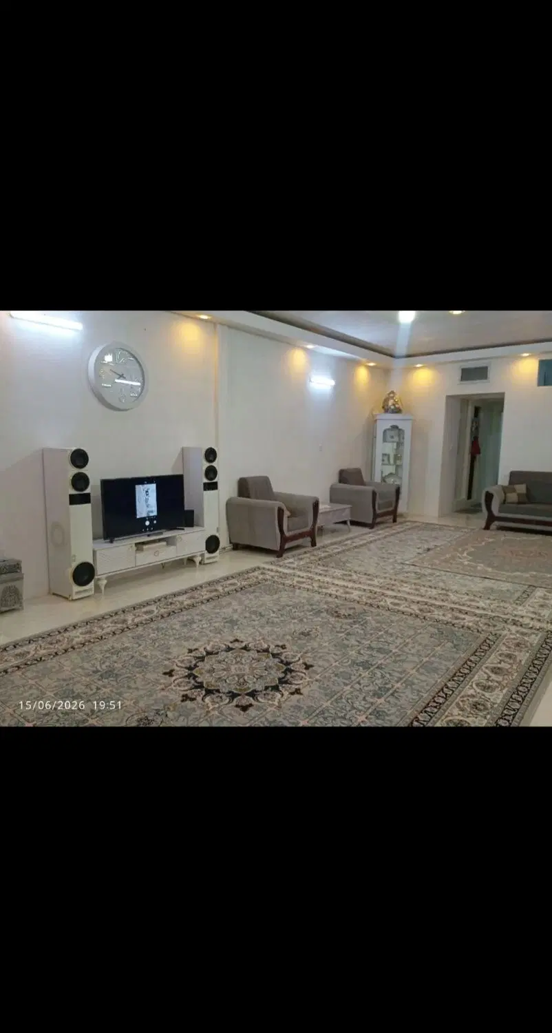 واحد ۱۲۰ متر طبقه اول فول