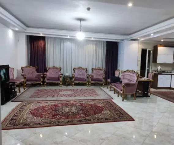 ۱۰۶متر_ کم واحد_ سرتاسر پرده خور_ تاپ لوکیشن پونک