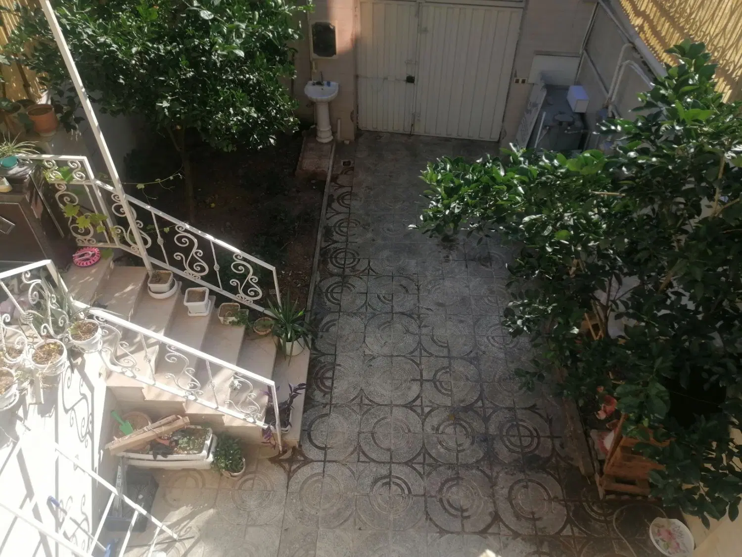 اجاره لاین ناخن و مژه و پوست
