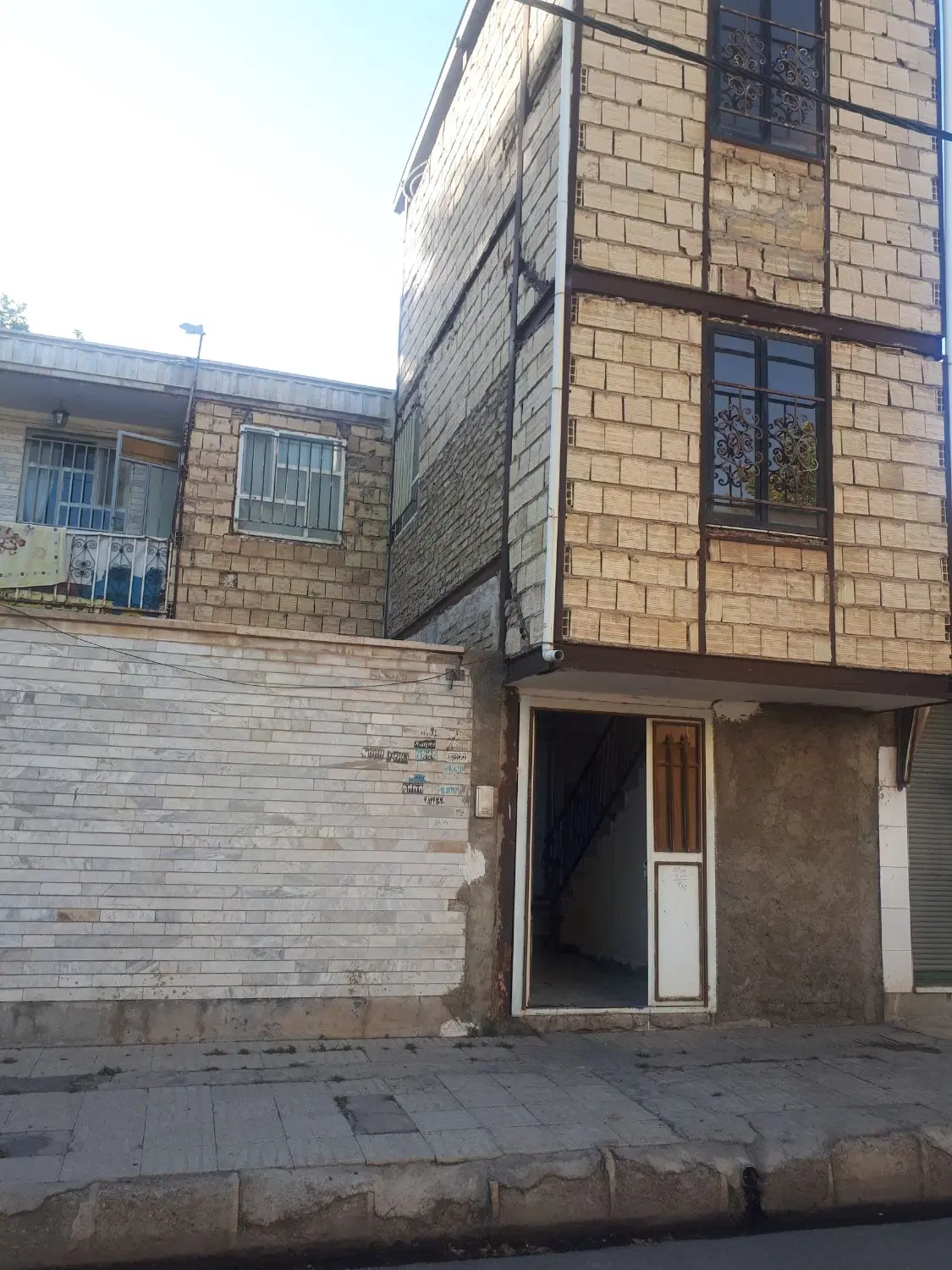 اجاره مسکونی در چهل دستگاه نظراباد