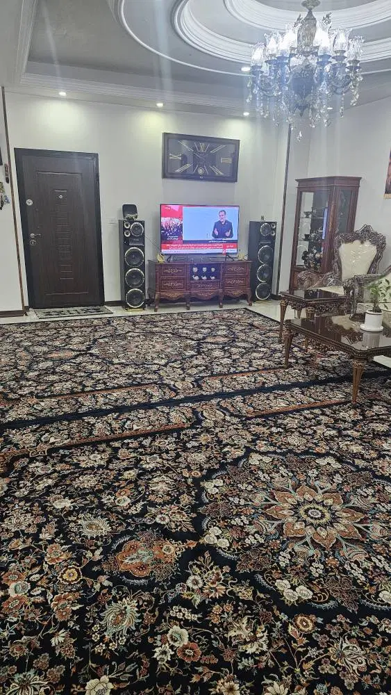 آپارتمان ۱۳۰ متر دو خوابه