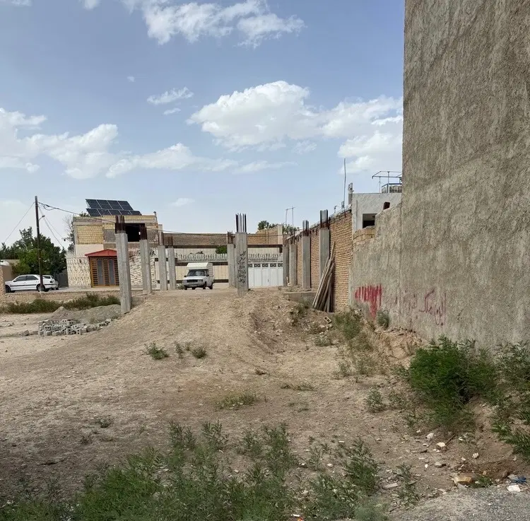 زمین تجاری و مسکونی