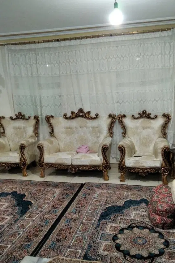 خونه ۶۸ متری در. بیست متری مارلیک