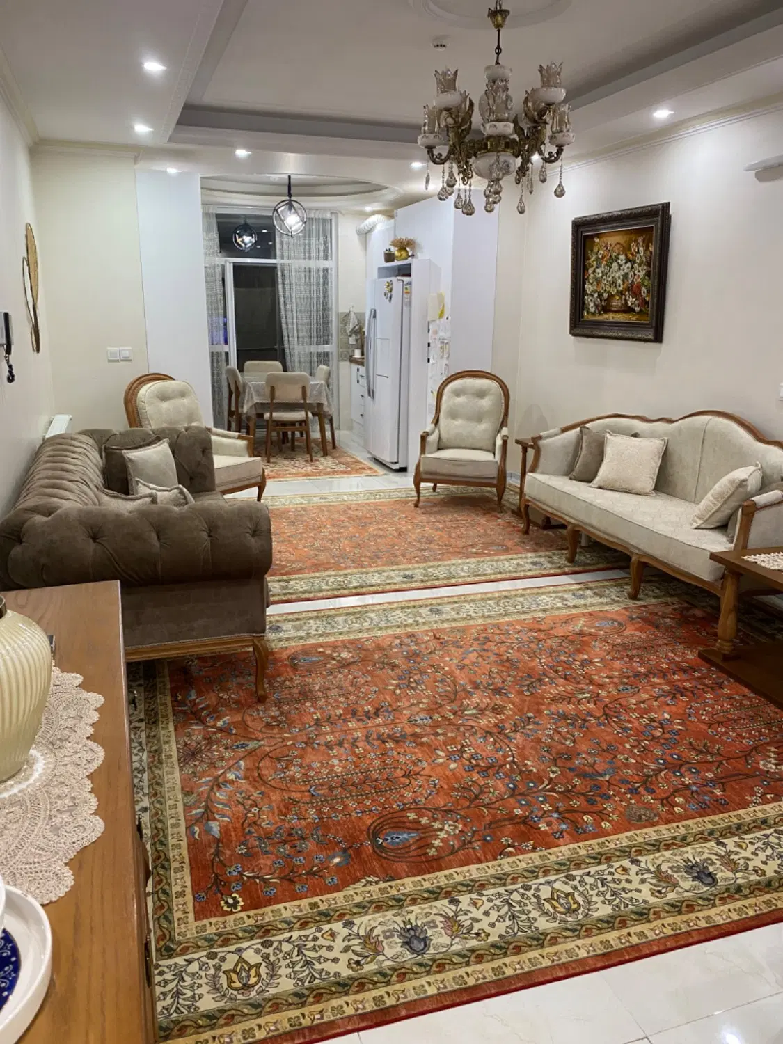 ۸۳ متر دو خواب فول امکانات