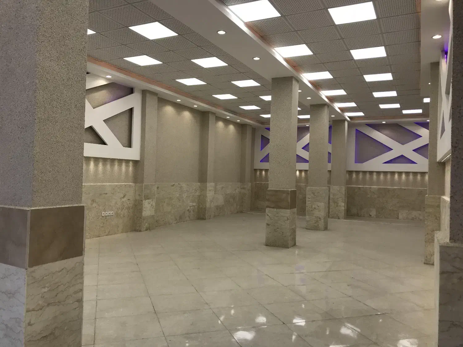 مغازه تجاری مرزن آباد