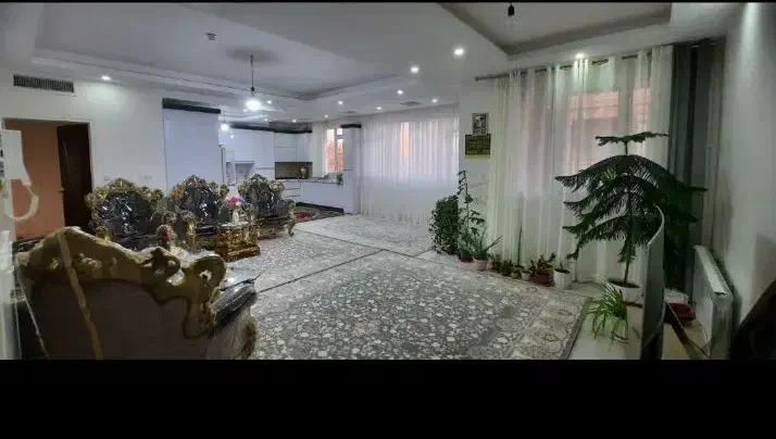 آپارتمان نورگیر زیاد