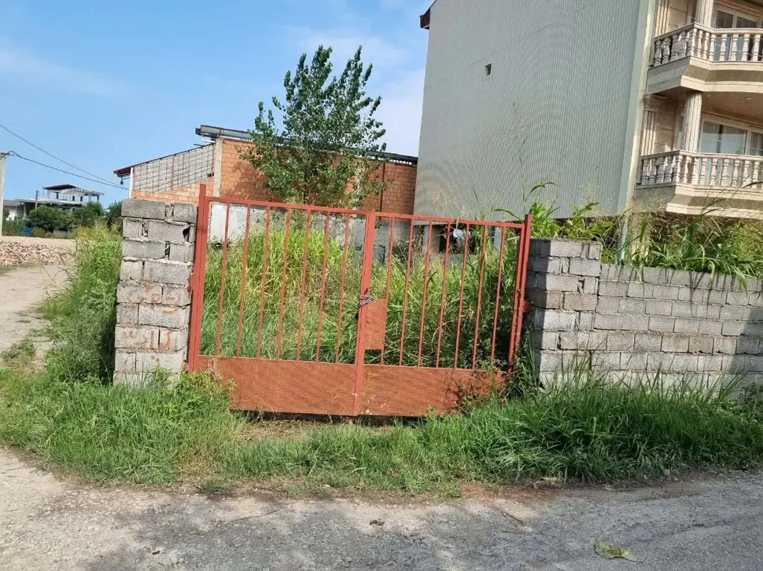 زمین 2 بر در رینگ 45 متری چالوس