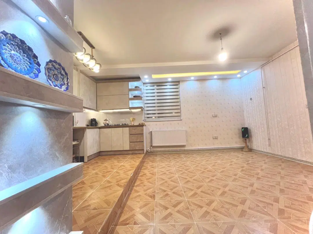 رهن اپارتمان خانه سازی ، احسان ۱۷
