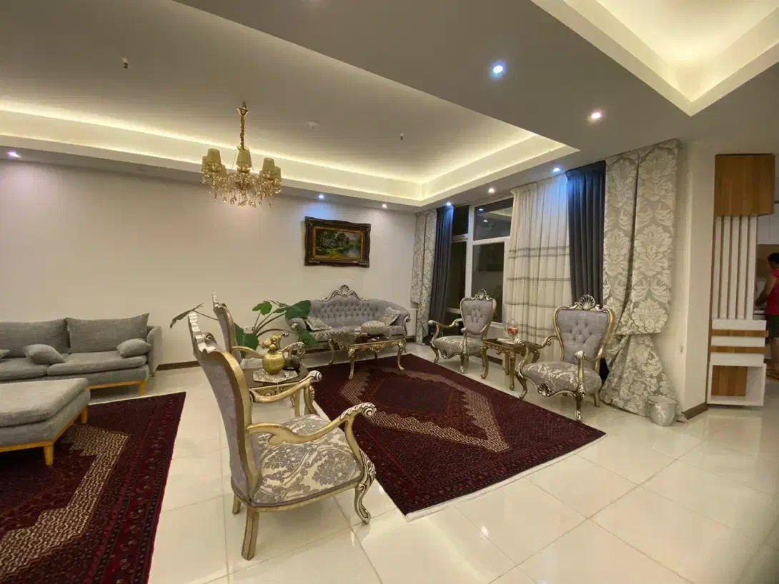 آپارتمان ۱۴۲ متری مدرن و شیک