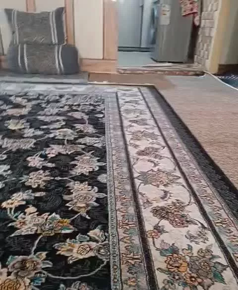 یک باب منزل بفروش میرسد