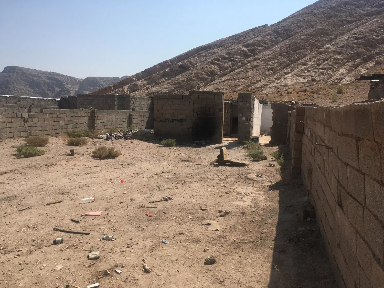 اجاره زمین محصور دارای اتاق نگهبانی