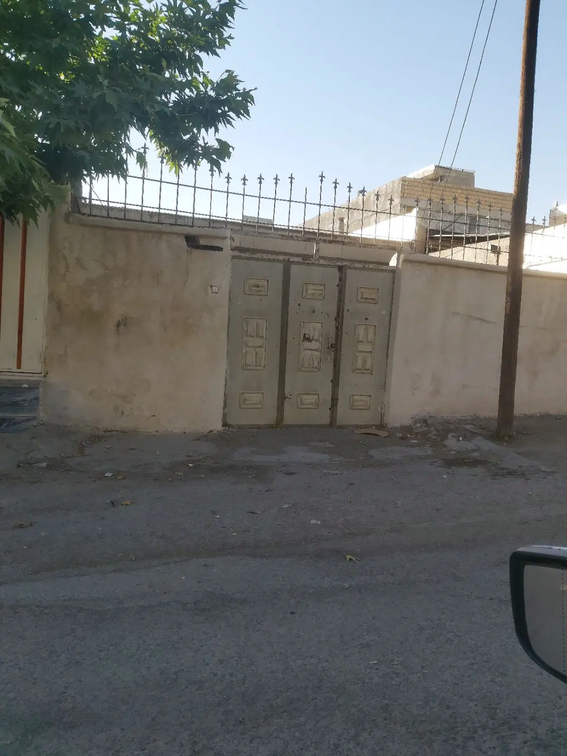 ملک ویلایی قدیمی ساز ناصرخسرو