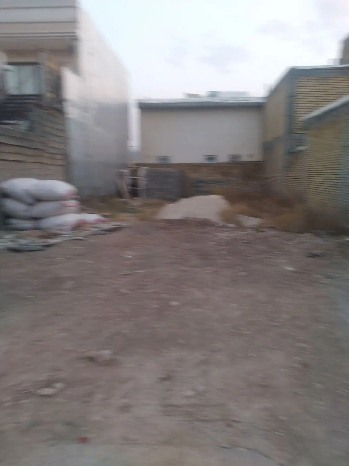 فروش زمین 237.5متر روستای امیرآباد خیابان دهیاری