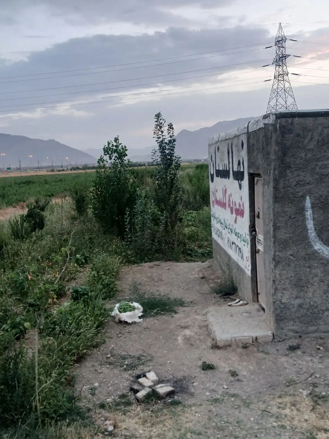 3500 متر زمین ویلایی با5 ساعت اب