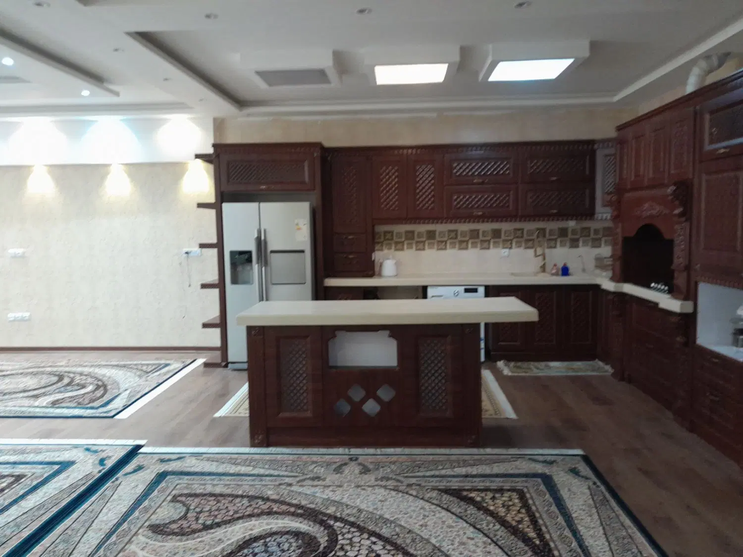 خونه ویلایی شرکتی بفروش میرسد