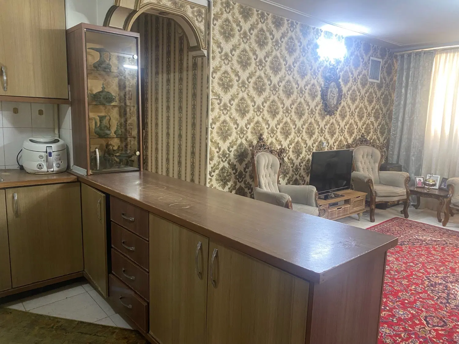 میدان فرمانداری ۷۵ متری