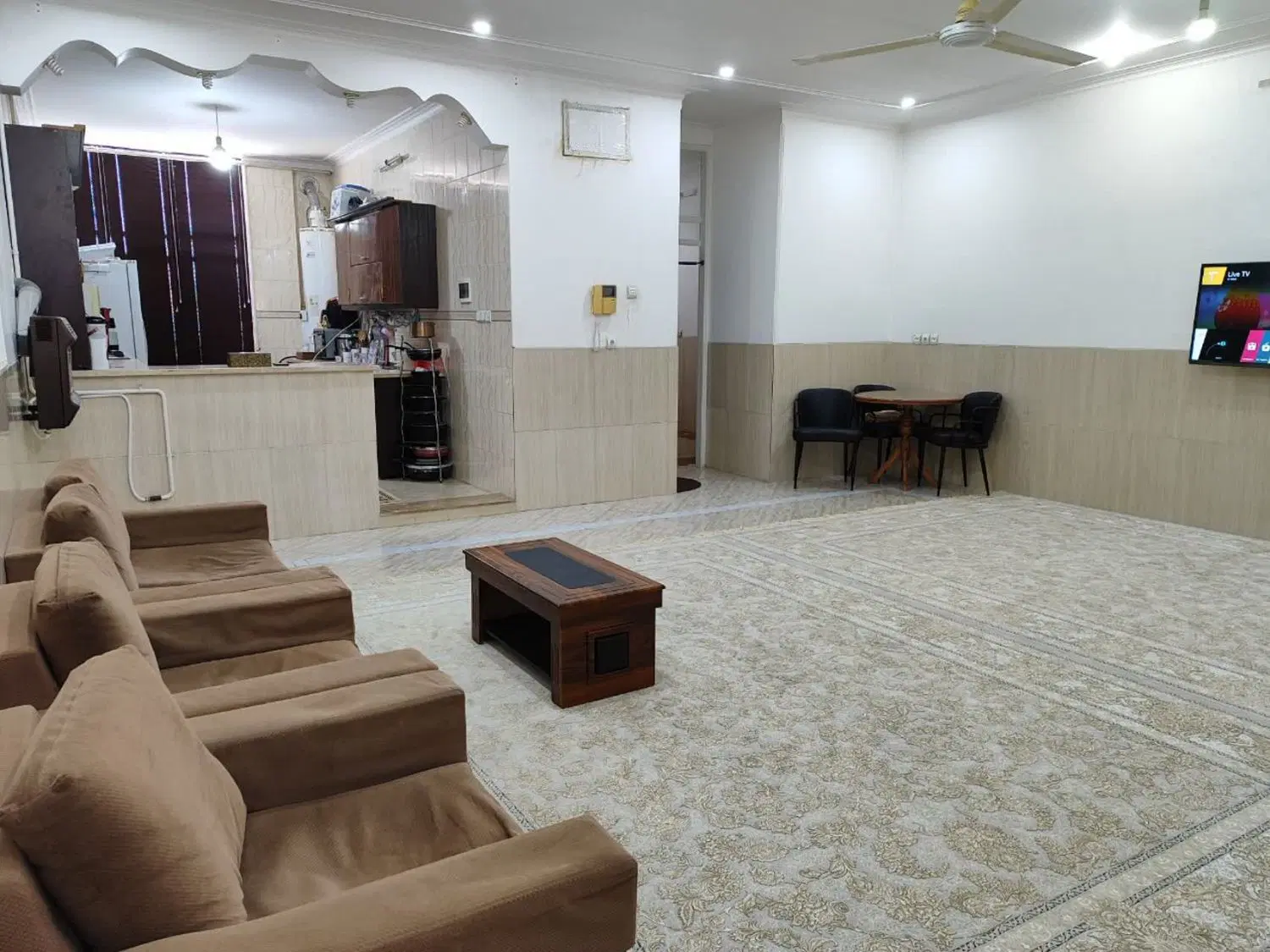 منزل مسکونی
