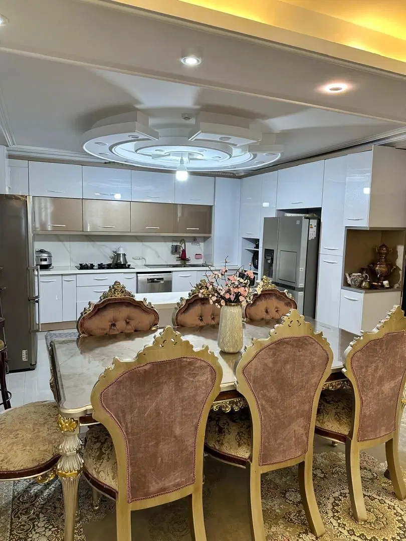 اجاره آپارتمان ۱۴۵متری شیک وفول امکانات