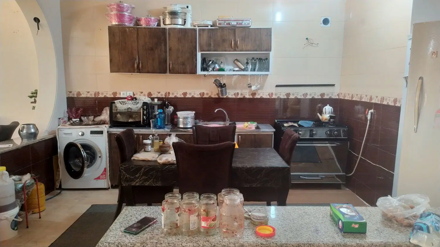 اجاره واحد طبقه بالا، چرام