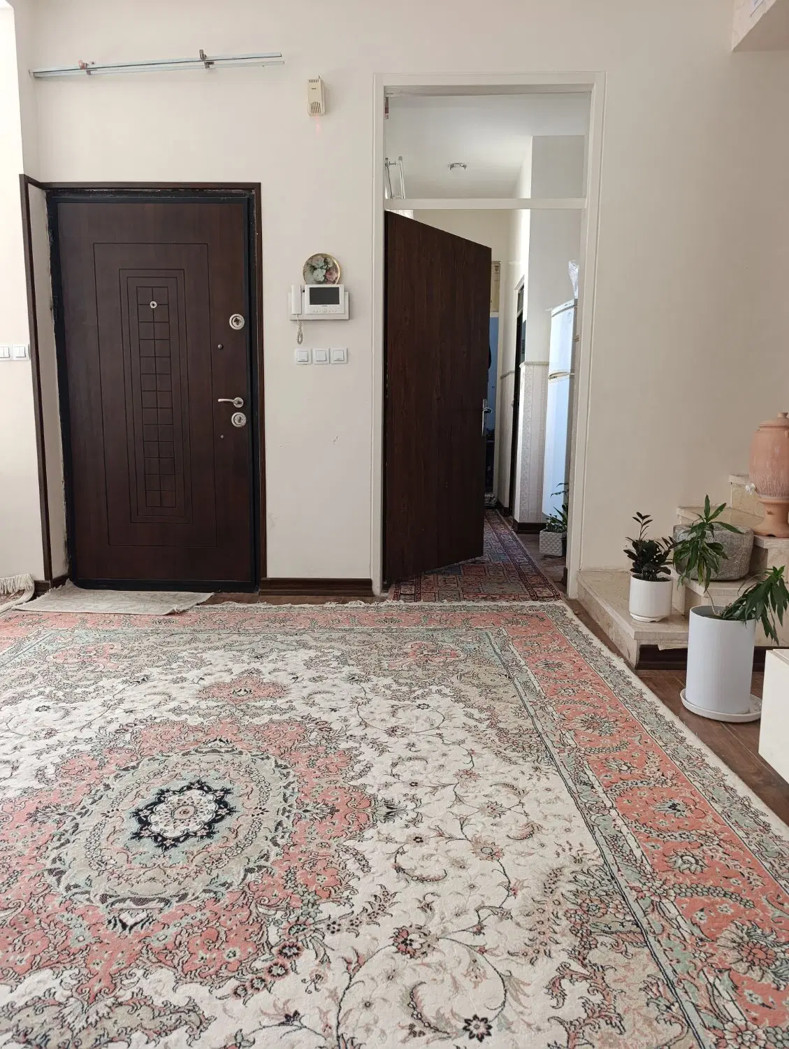 رهن و اجاره یک واحد مسکونی