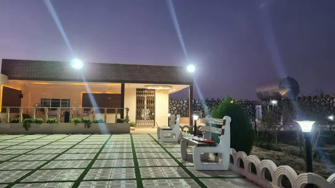 باغ در منشیان