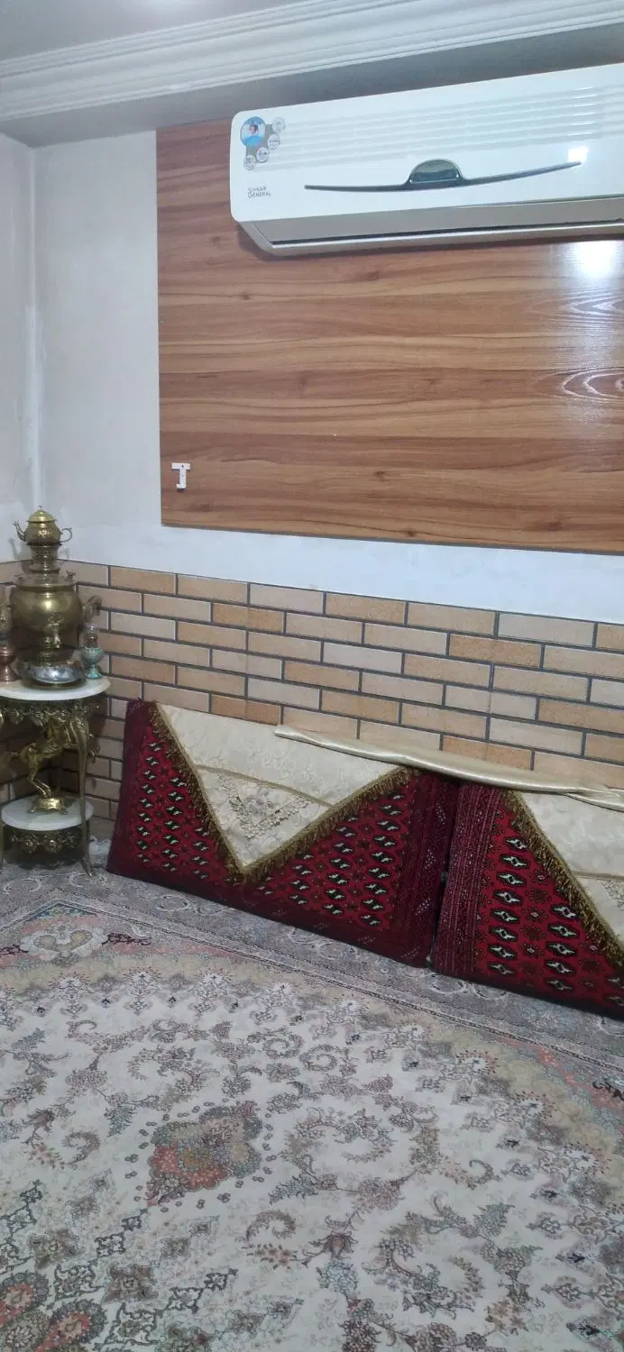 همخانه خانم نیازمندم