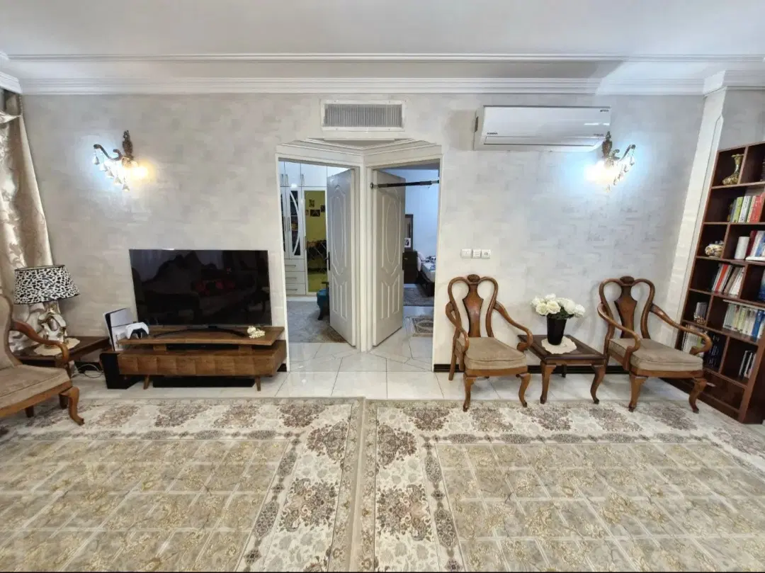 رهن واحد ۸۵ متری گلستان غربی