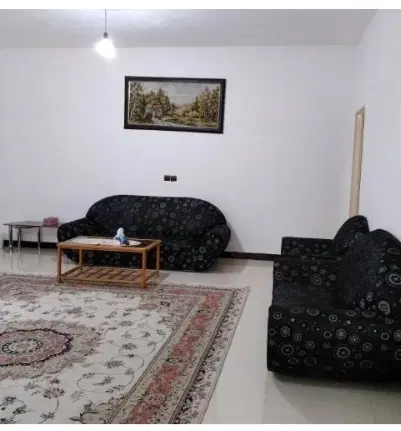 اجاره به خانم شاغل یا دانشجو