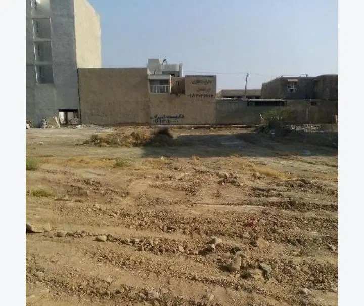 یک قطعه زمین