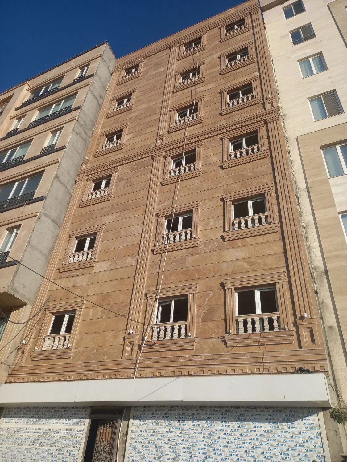 فروش آپارتمان شهرک نادری گل افشان