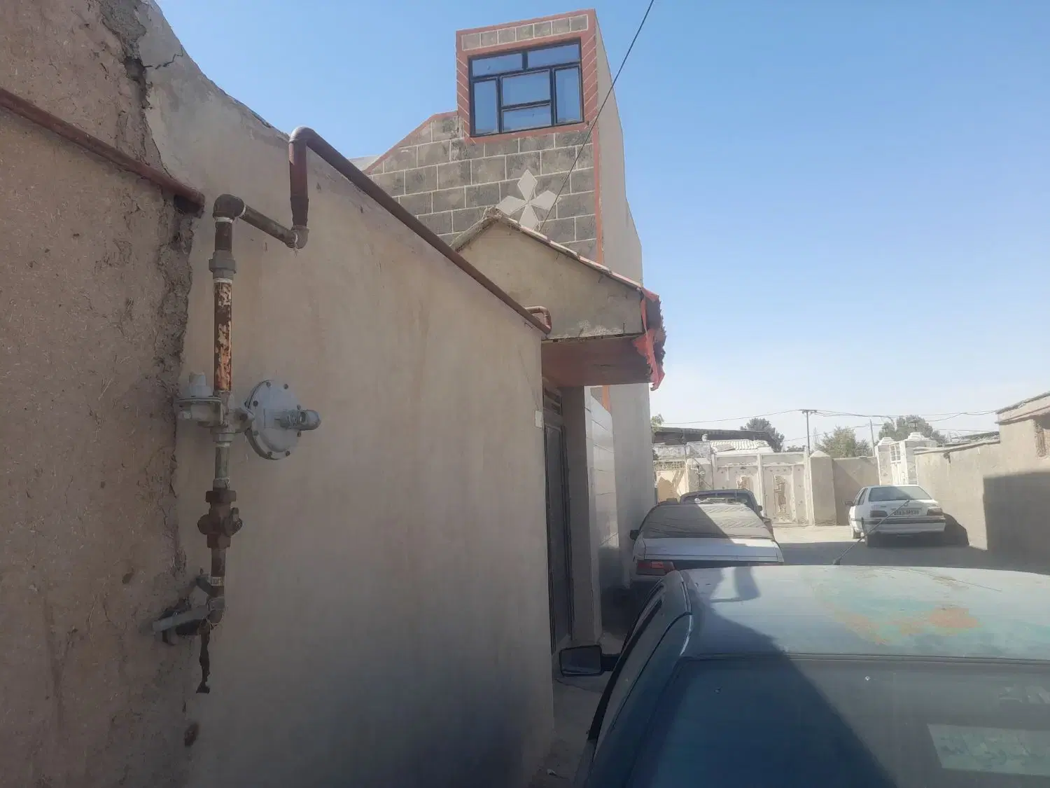 خانه ویلا دوطبقه داخل بافت۲۲۰ معاوضه با آپارتمان