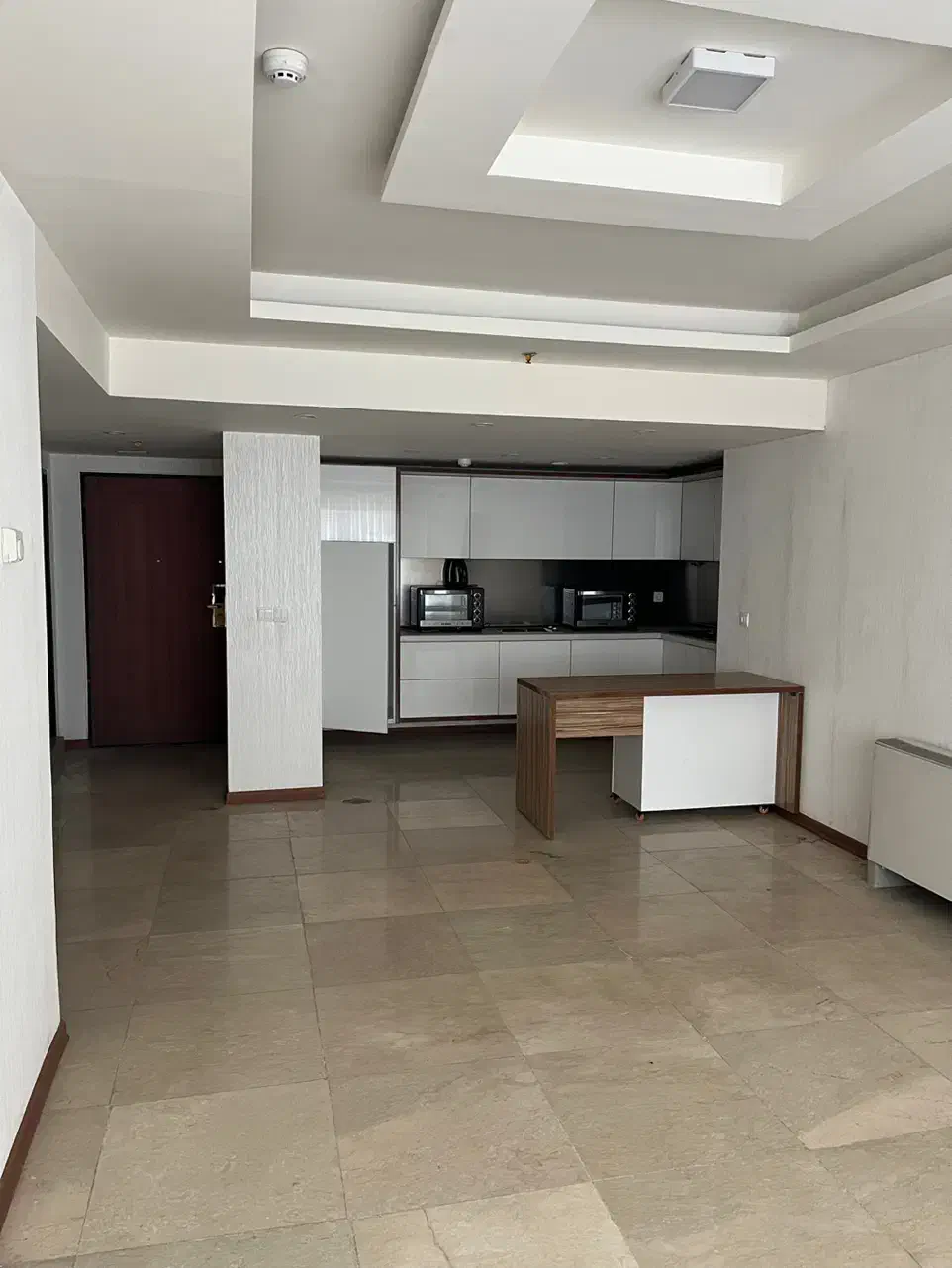 ۷۸متر دوخواب نزدیک حرم (هتل حیات)