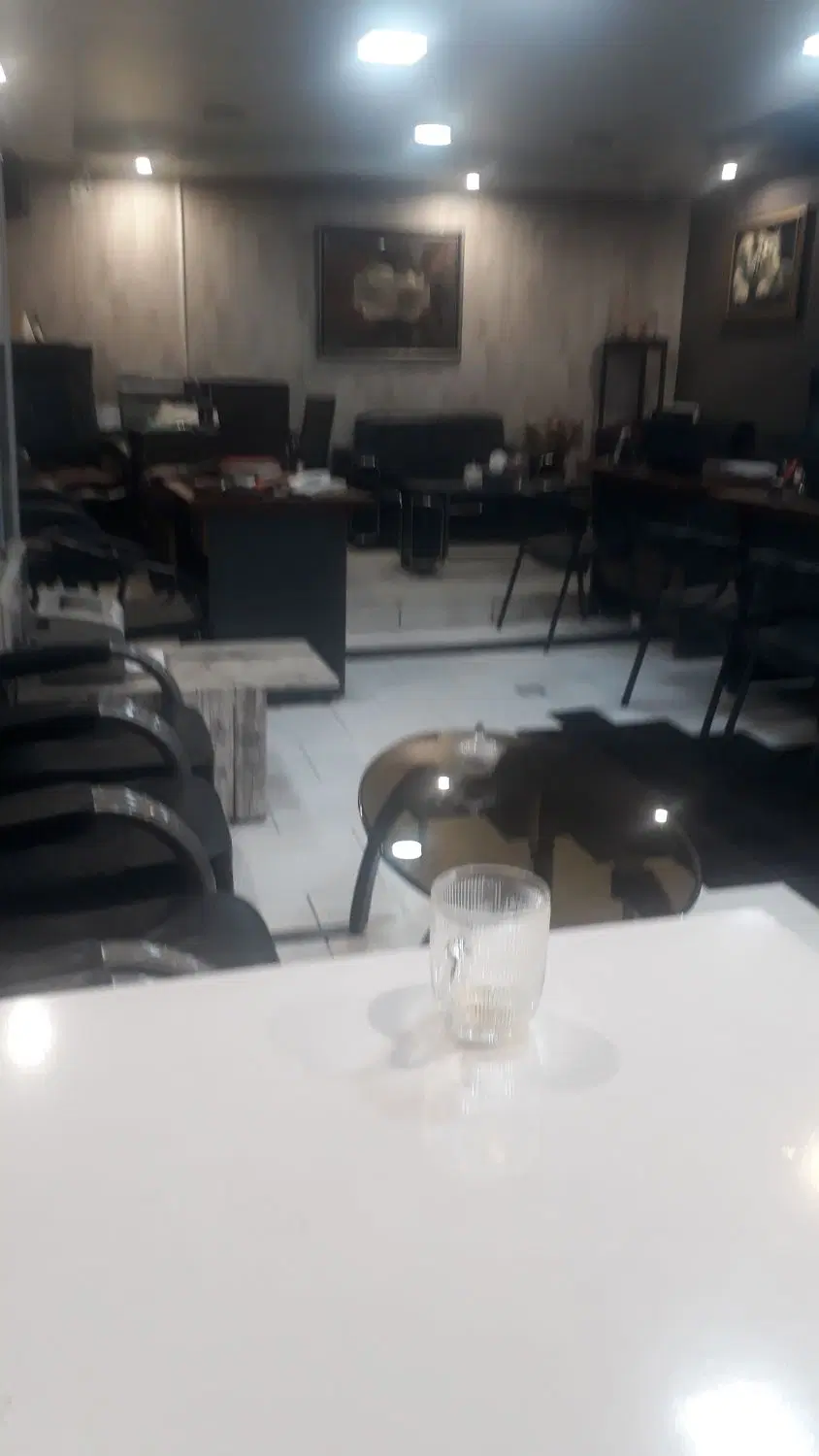 ۲۷۰ مترمغازه
