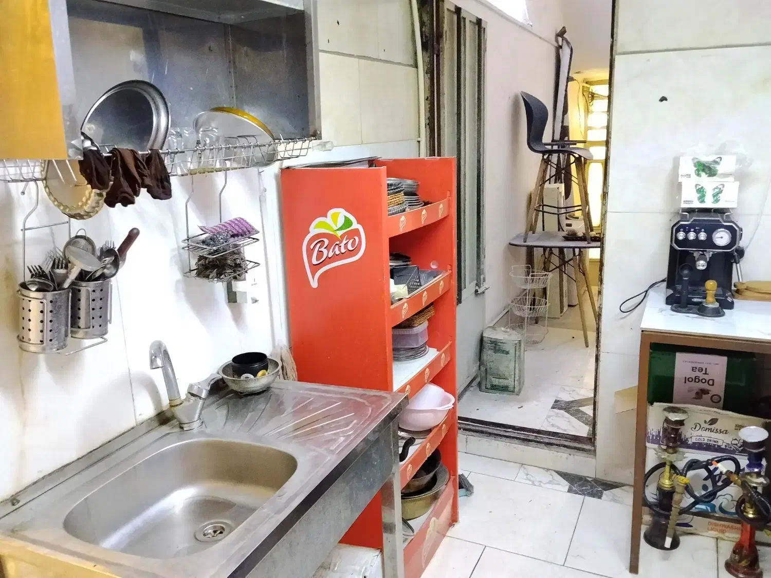 اجاره کافه با تمام وسایل