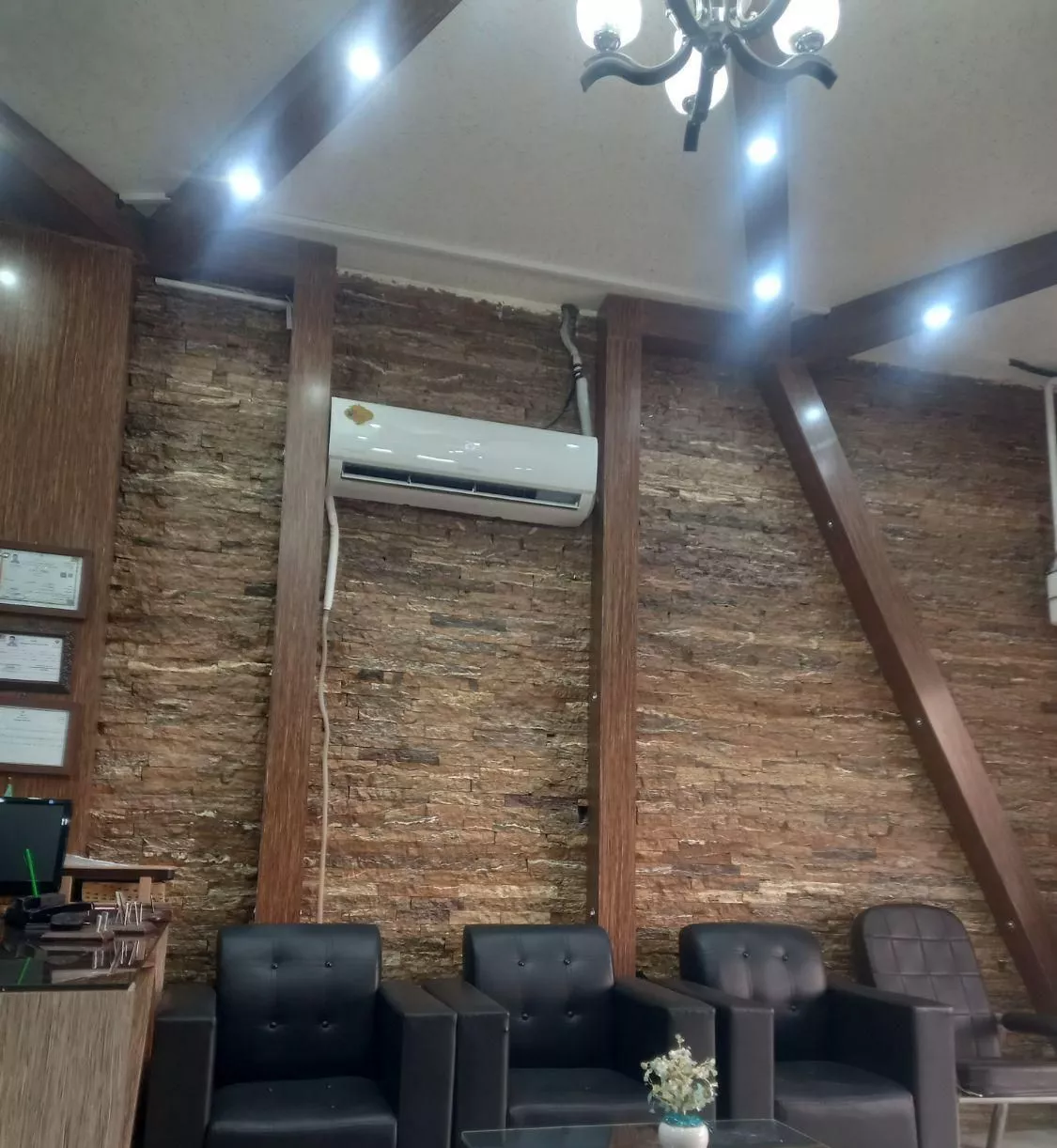 مغازه تجاری