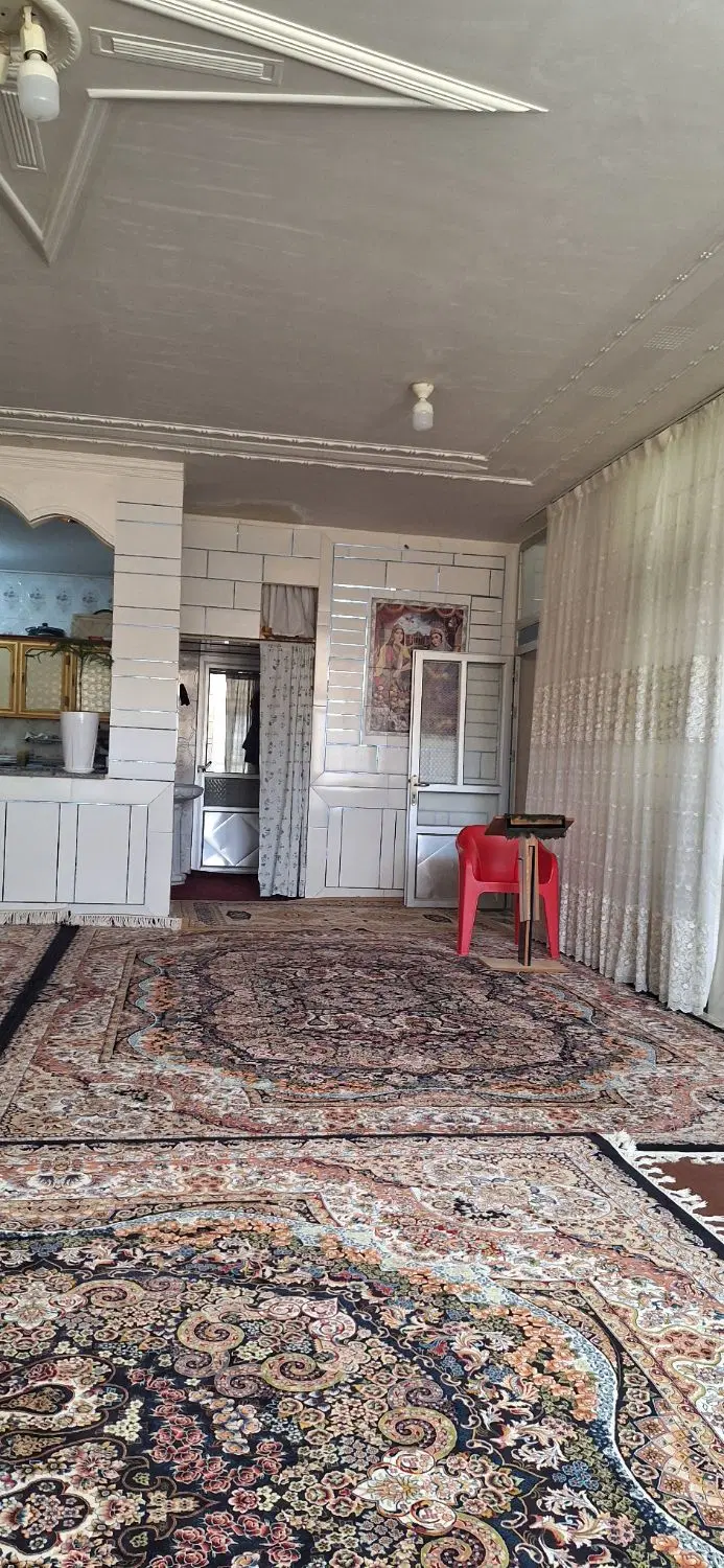 ساختمان طبقه دوم