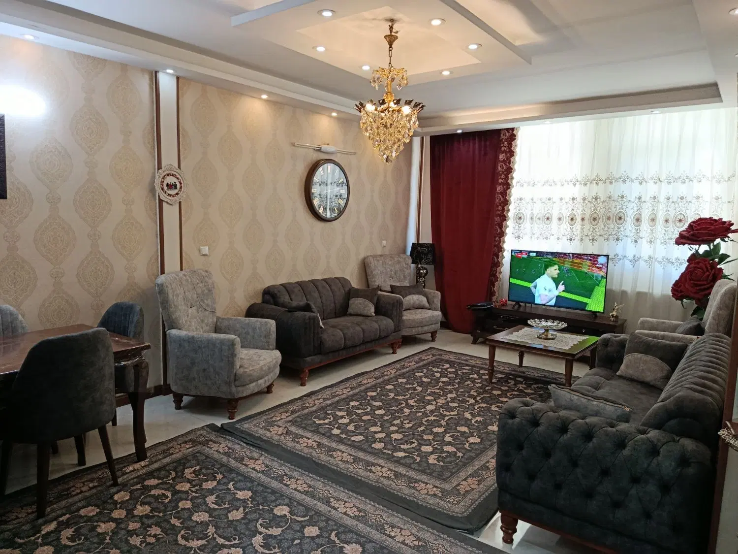 ۸۵ متری تکواحدی