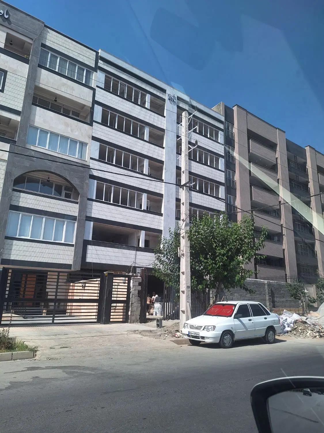 ۱۲۰ متری بر خیابان بهار غربی آگهی شخصی