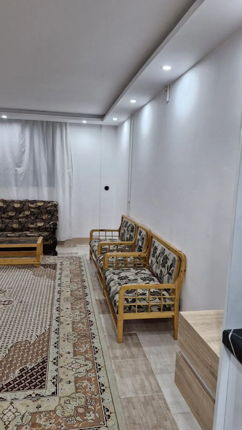 خونه دوطبقه شوکت اباد