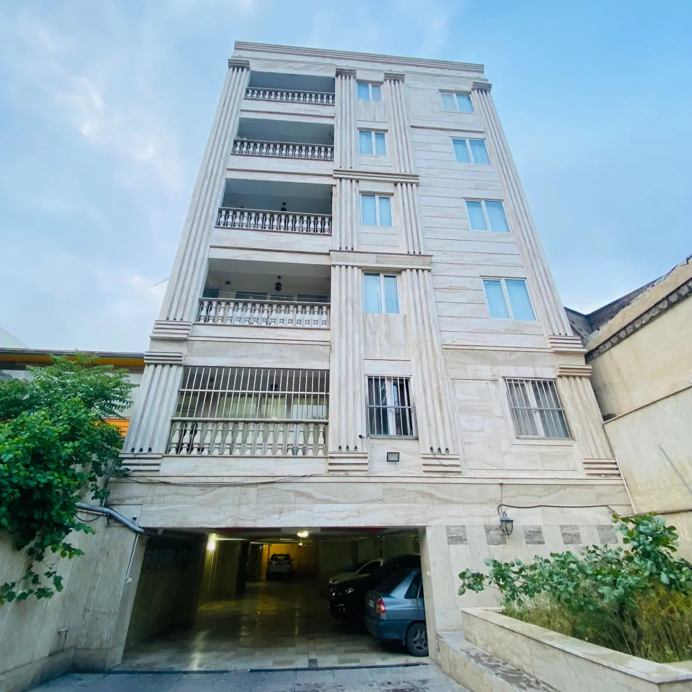 ۲۵۰متر مناسب باشگاه تاپ لوکیشن