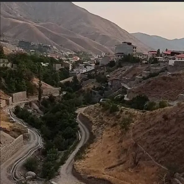 زمین داخل بافت اصلی لواسان