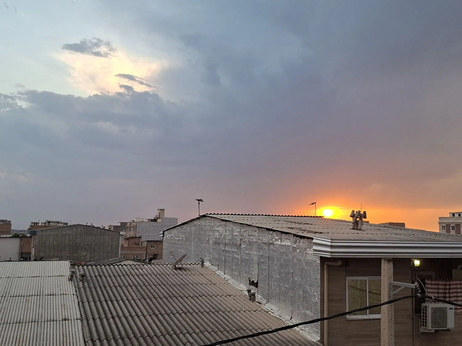 زمین ۲۰۰متری