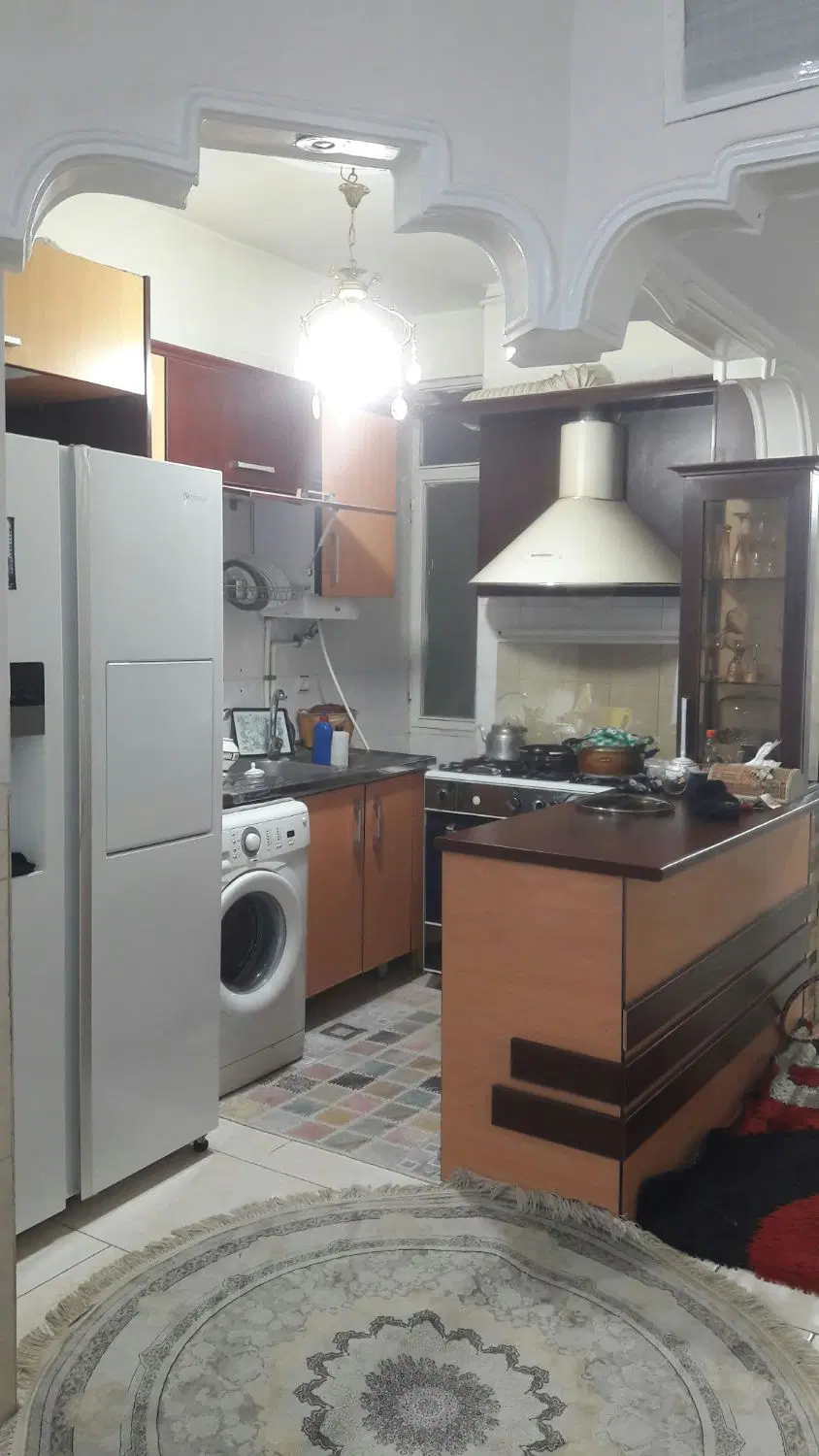 واحد 60 متری پشت شهرداری رز