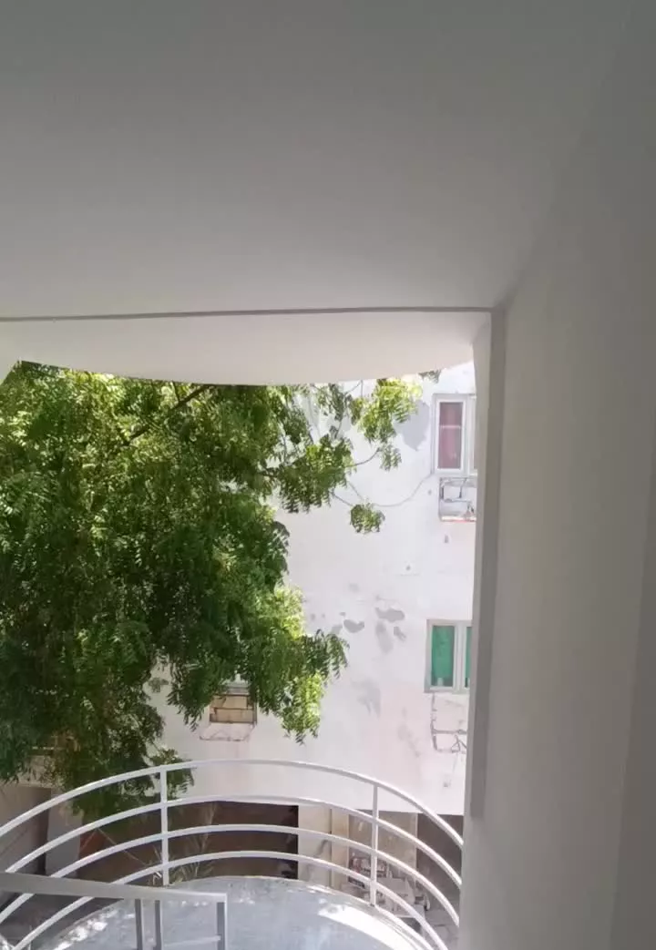 ۶۵ متر ۲ خواب فول بازسازی لوکس