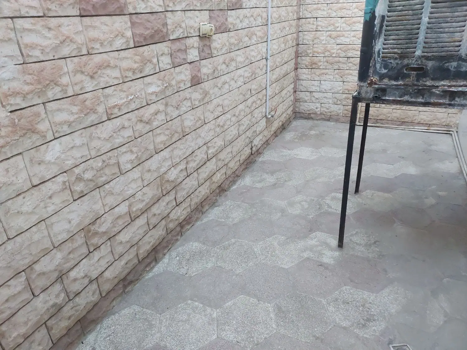 اجاره طبقه همکف در پویش ۵