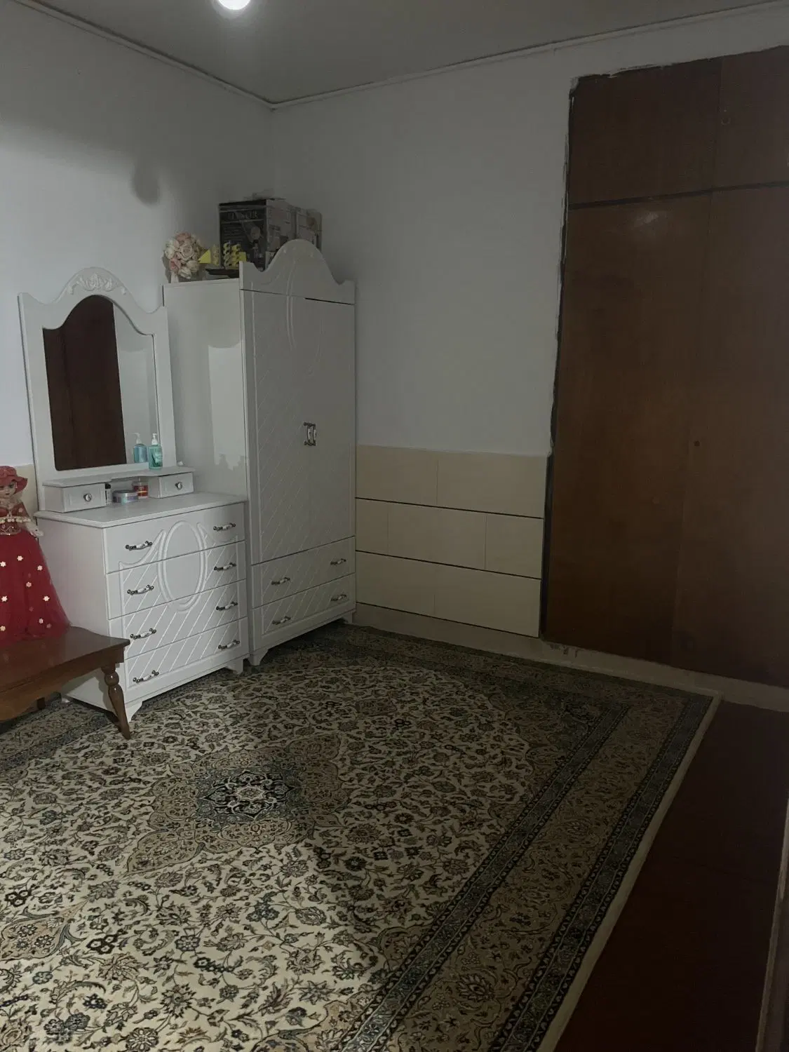 واحد فروشی