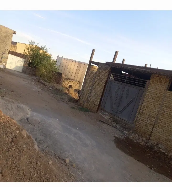 خانه‌نیمه‌کاره‌شهرک‌پارسیلون‌